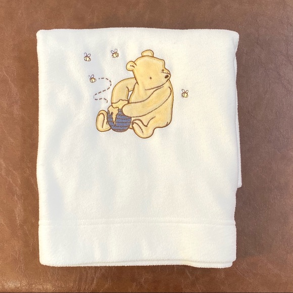 Disney Other - Disney Winnie the Pooh white baby blanket throw
